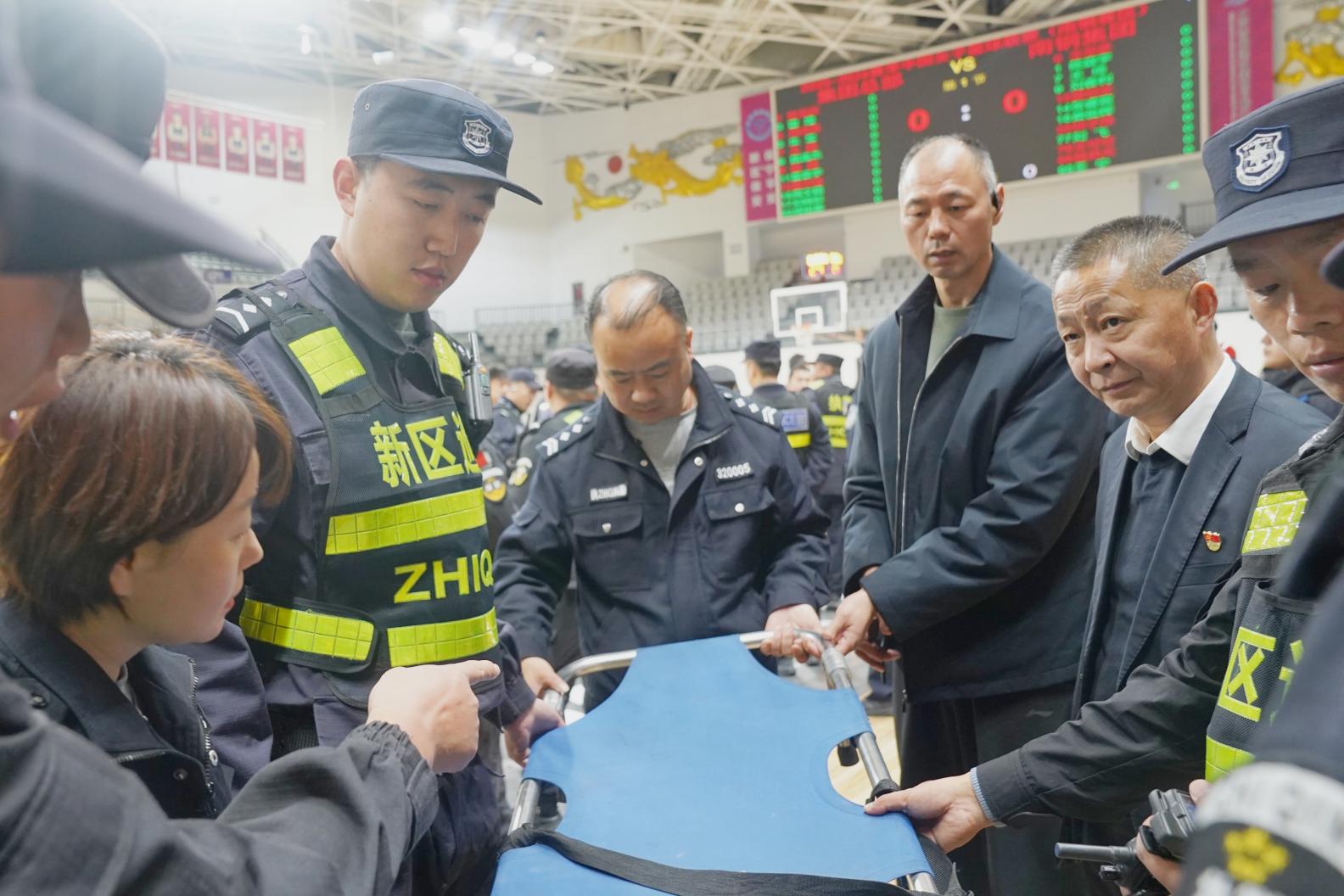 E:/25.12.10后 上傳網(wǎng)站留存/“保安衛(wèi)士”護(hù)航，熱血燃賽場(chǎng)！——南京市保安服務(wù)有限公司大廠分公司保障WCBA女籃聯(lián)賽激情開(kāi)燃/照片/微信圖片_20251210133623_254_1.jpg微信圖片_20251210133623_254_1