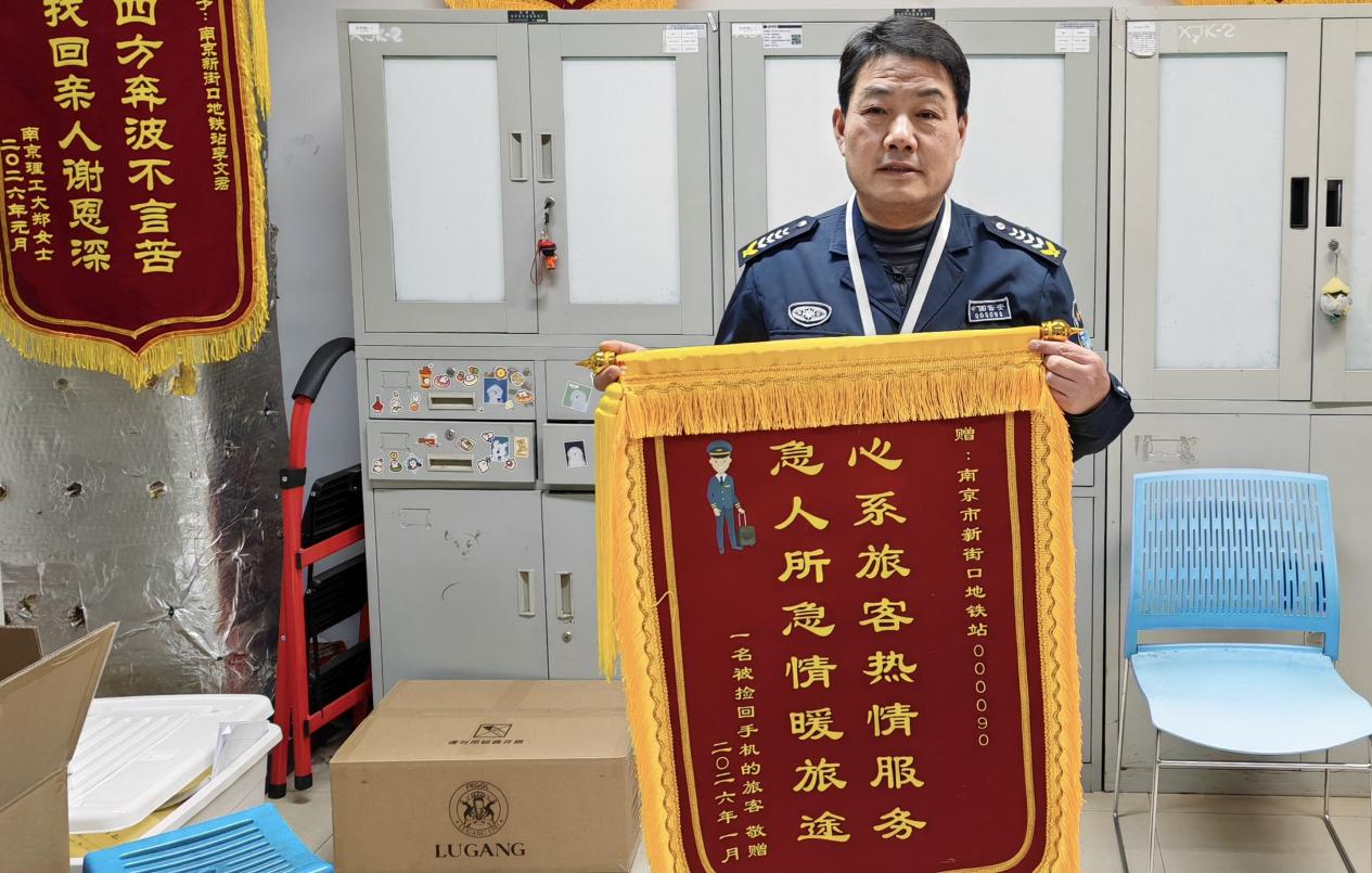 b5fc21dd821b8a4d42a8903d45c999e2